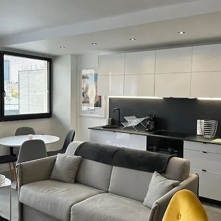 Cozy Two-room Apartamento *